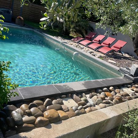 Villa Le Luberon Merindol Bagian luar foto